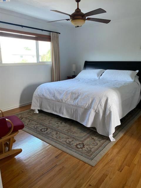 5186 Greenmeadow Dr, Concord CA: https://media.crmls.org/mediaz/434bbbc0-c65a-49ae-a869-f4ee6ce7e75d.jpg