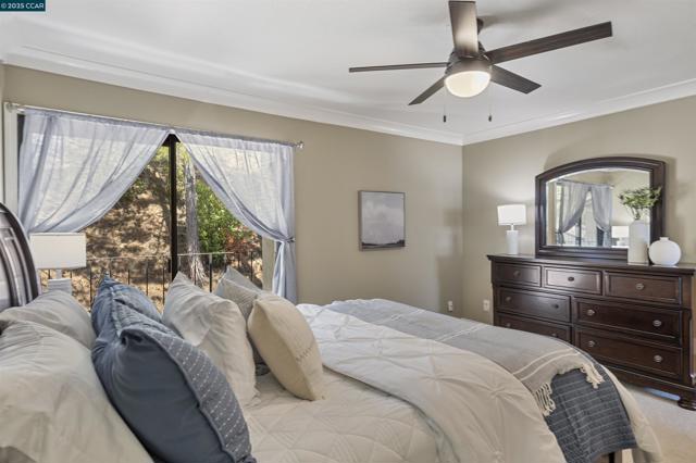 321 Via Cordova Ln, Martinez CA: https://media.crmls.org/mediaz/434bcd24-fffc-4b6c-9f89-210abaff73cf.jpg