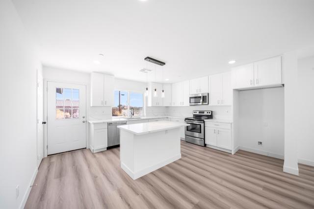 2864 Vista Avenue, Thermal CA: https://media.crmls.org/mediaz/434c53aa-ca32-4e84-af8f-3ed46ab827a3.jpg