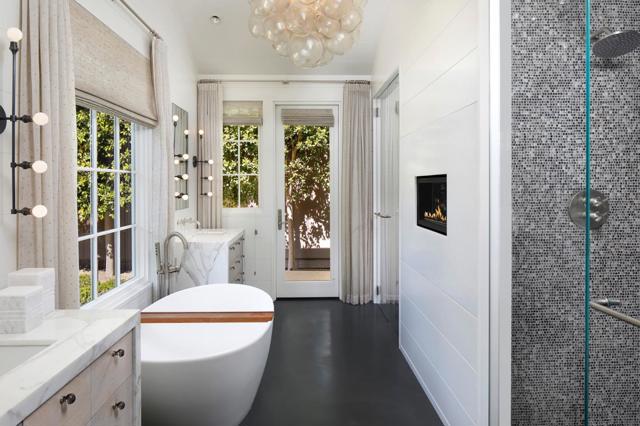1661 University Avenue, Palo Alto CA: https://media.crmls.org/mediaz/434c945e-b26d-4248-a184-19eba8cf565a.jpg