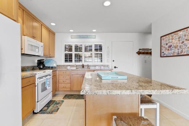 101 Shell Drive, Watsonville CA: https://media.crmls.org/mediaz/434d0819-0c61-44a0-a289-74c44cb29ef7.jpg