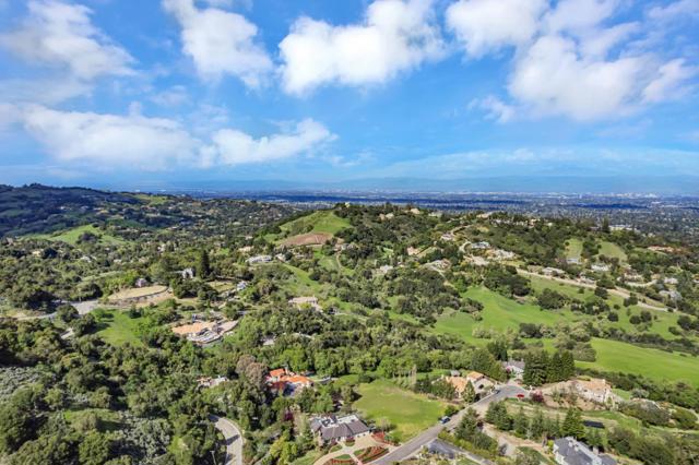 21771 Congress Hall Lane, Saratoga CA: https://media.crmls.org/mediaz/434d1b36-b975-4d9c-973d-1cffe4e7f601.jpg