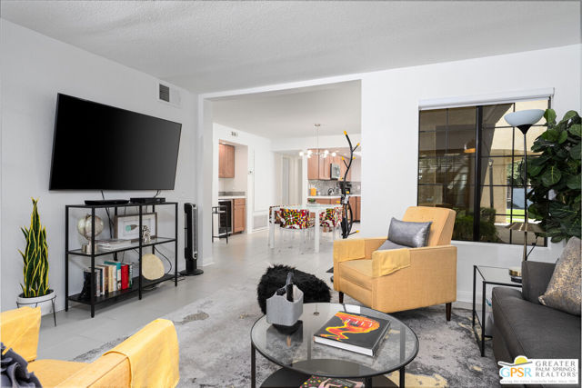 Image 1 of 25 For 2701 Mesquite Avenue S85