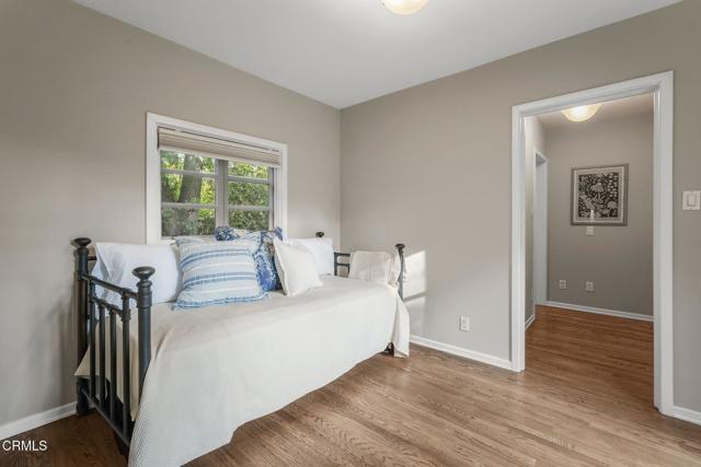 540 Woodland Road, Pasadena CA: https://media.crmls.org/mediaz/434d4e61-e8e9-4e33-870e-070f1bfa4870.jpg