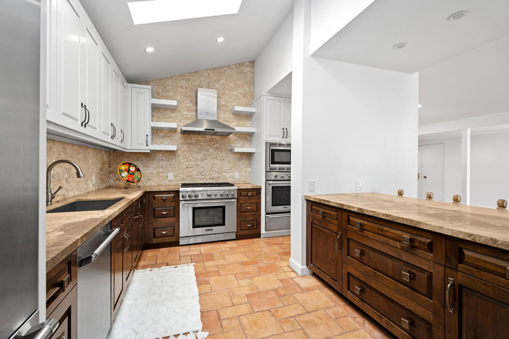 MLS #219136676DA image #9