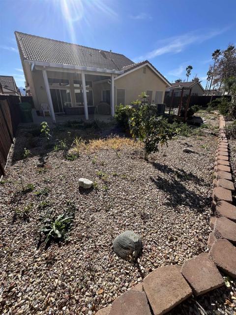 2723 Hazy Way, Banning CA: https://media.crmls.org/mediaz/434e5d39-2a8e-4139-b0b1-756ed5932d37.jpg