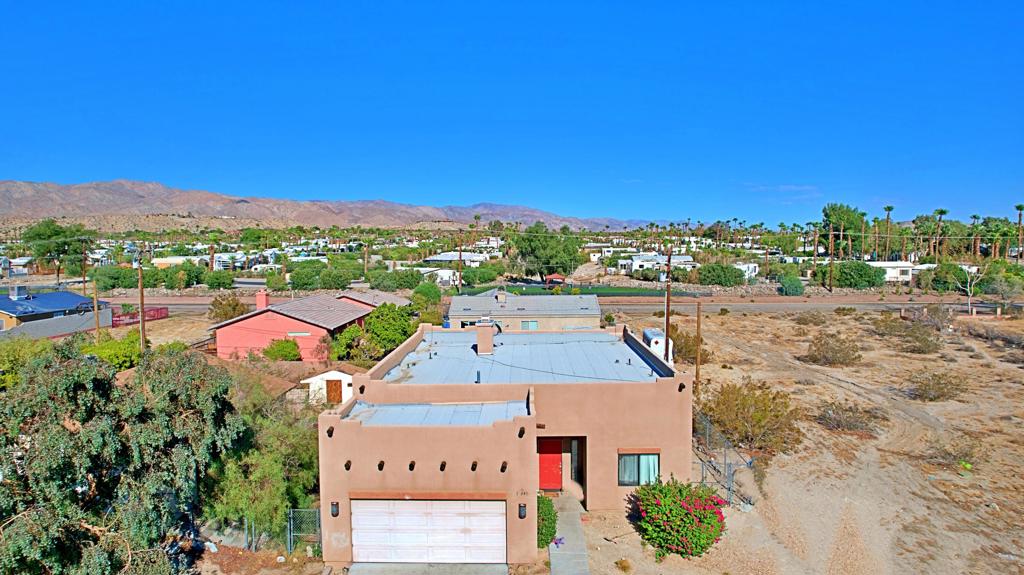 16240 Avenida Rambla
