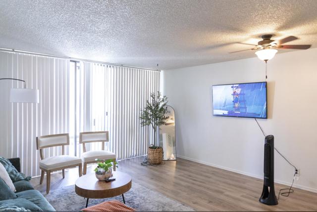 1400 E Palm Canyon Drive, Palm Springs CA: https://media.crmls.org/mediaz/43504eca-7d59-4881-870b-054a92e34393.jpg