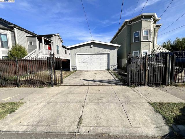 2420 Linden St, Oakland, California 94607, 4 Bedrooms Bedrooms, ,2 BathroomsBathrooms,Single Family Residence,For Sale,Linden St,41043403