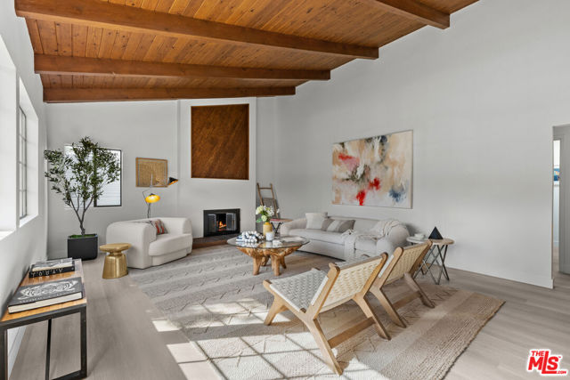 2446 Colby Avenue, Los Angeles CA: https://media.crmls.org/mediaz/4350d0bc-4c4b-4665-8149-4cfbe11f8d6a.jpg