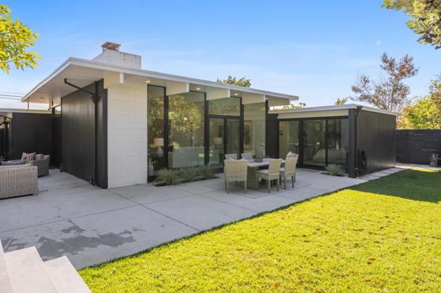 1651 Lexington, San Mateo CA: https://media.crmls.org/mediaz/43520115-c82c-41e5-b534-0e80538f0d32.jpg