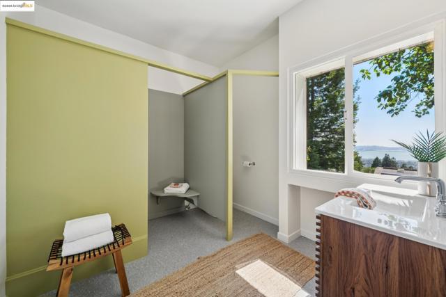 120 Hill Rd, Berkeley CA: https://media.crmls.org/mediaz/43531b60-445d-4549-84dd-cd2c0dbd910a.jpg