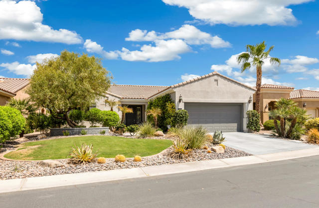 Image 1 of 26 For 40882 Calle Claro