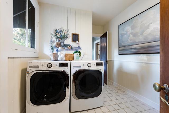 789 University Avenue, Palo Alto CA: https://media.crmls.org/mediaz/43553f27-da94-4618-bc22-4adebfbf0de1.jpg