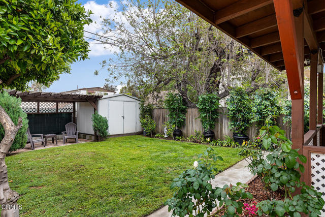 250 S Berkeley Avenue, Pasadena CA: https://media.crmls.org/mediaz/4355b9d8-f8e5-48a9-b5e2-76df5ab2d4be.jpg