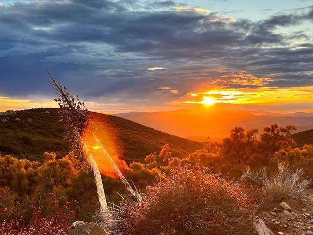 0 Calle De Vecinos, Desert Hot Springs CA: https://media.crmls.org/mediaz/4355edfd-72bd-495f-a35f-d4e44e3776b5.jpg