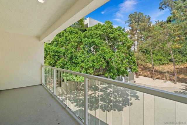 2821 N Arroyo Drive, San Diego CA: https://media.crmls.org/mediaz/4356ede0-3de2-40d5-baab-107a79bd6b26.jpg