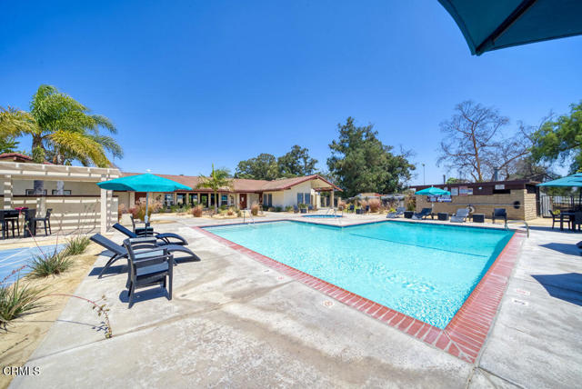 94 Camino Algarve, Camarillo CA: https://media.crmls.org/mediaz/435715ef-1478-47b8-9448-d54b4d5ee6ac.jpg