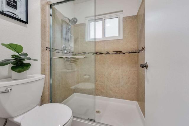1122 Brewster Avenue, Redwood City CA: https://media.crmls.org/mediaz/4358b811-85a4-4a94-9699-4b270c166226.jpg