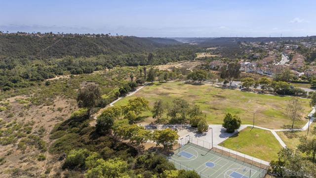 7878 Pipit Pl, San Diego CA: https://media.crmls.org/mediaz/4358c0e7-dc8e-4f02-a1ed-e81c99a4c423.jpg
