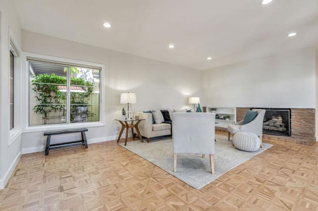 1620 Chestnut Street, San Carlos CA: https://media.crmls.org/mediaz/43591f4b-238a-4cfd-b95e-149608b5e845.jpg