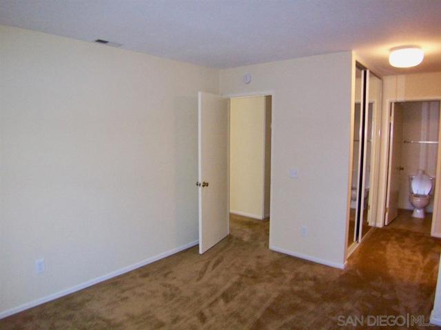 8431 Westmore Rd, Mira Mesa CA: https://media.crmls.org/mediaz/435942e6-8877-40e5-aacd-97a3066ab011.jpg