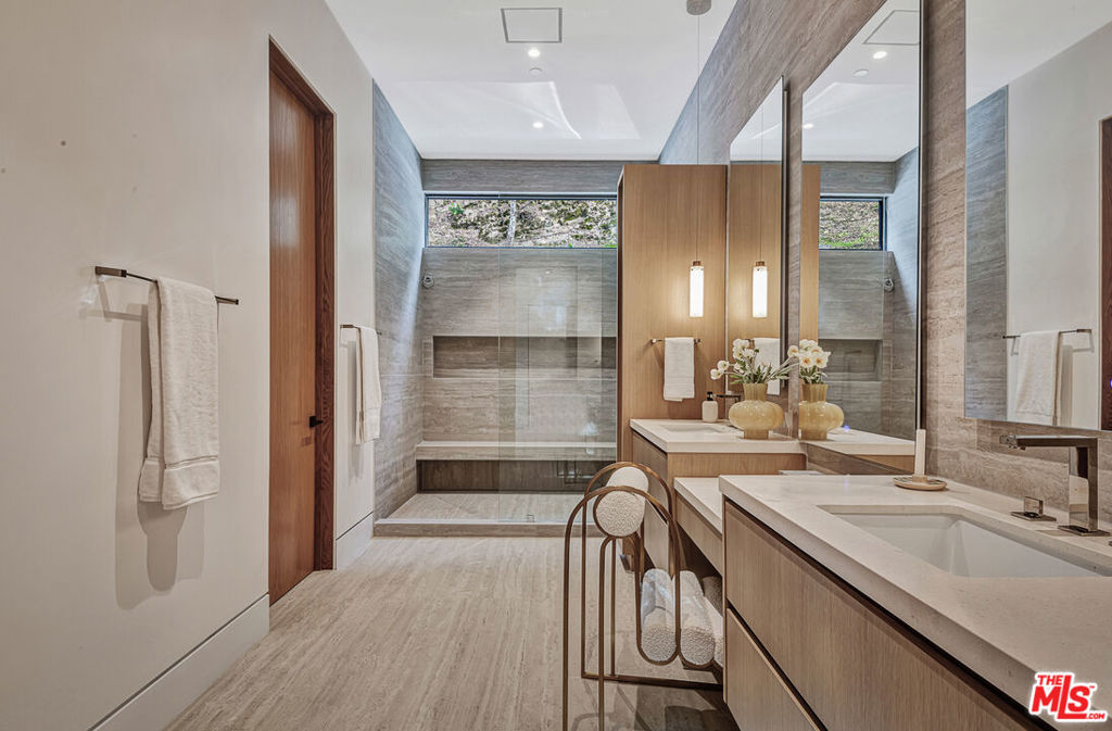 MLS #26871907 image #44