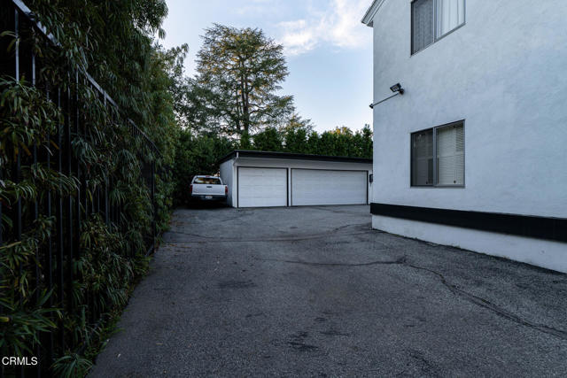 Detail Gallery Image 28 of 28 For 681 S Orange Grove Bld #1,  Pasadena,  CA 91105 - 3 Beds | 2/1 Baths