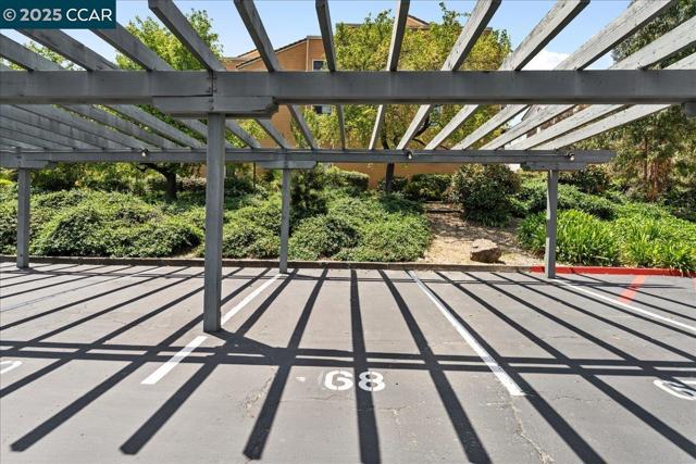 13700 San Pablo Ave, San Pablo CA: https://media.crmls.org/mediaz/435b1538-f4bd-4492-ad9f-5d75d91673d0.jpg
