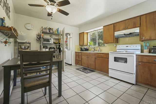 Image 41 of 59 For 29360 Pamoosa Lane