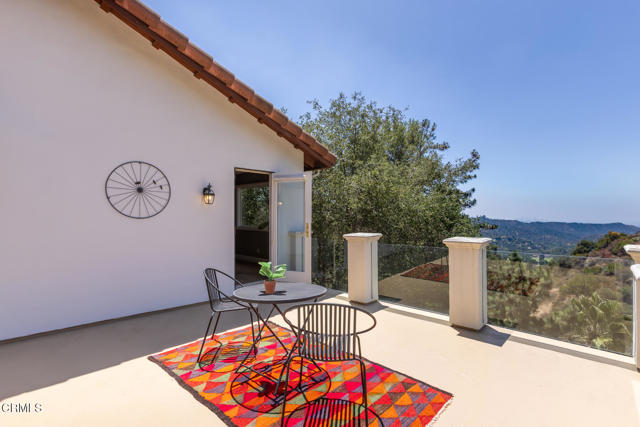 3643 Hampstead Road, Glendale CA: https://media.crmls.org/mediaz/435bf428-2b4e-45f9-856a-ba8e73a7e209.jpg