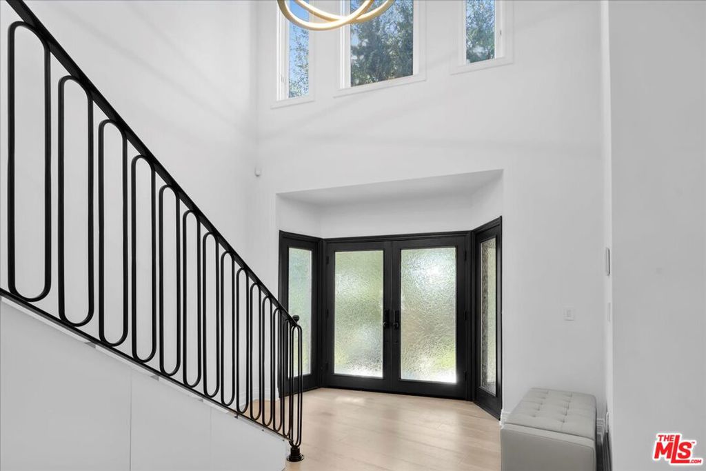 3819 Sherview DriveSherman Oaks img 9