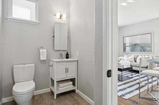 206 Village Lane, Foster City CA: https://media.crmls.org/mediaz/435d7cf9-ce5a-4995-89f2-98bd48cdea84.jpg