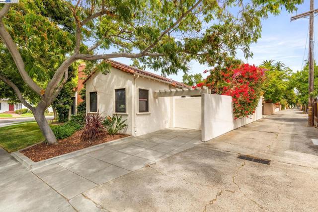 150 Ayer Ave, San Jose CA: https://media.crmls.org/mediaz/435dd97d-4854-40f6-8df6-bb63ca630cab.jpg