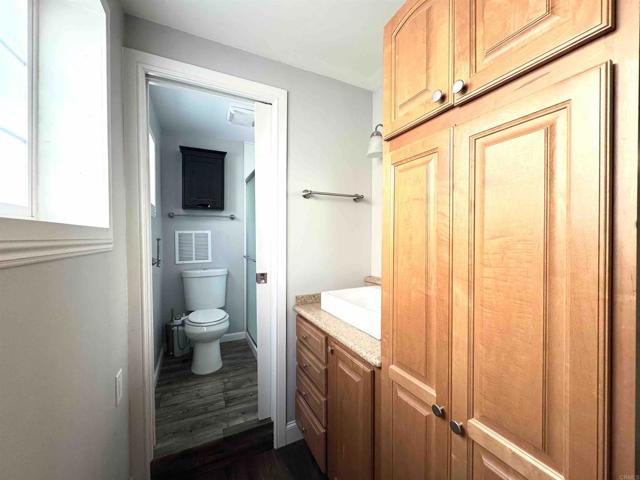 Detail Gallery Image 33 of 48 For 1341 E 4th St, National City,  CA 91950 - 4 Beds | 3 Baths