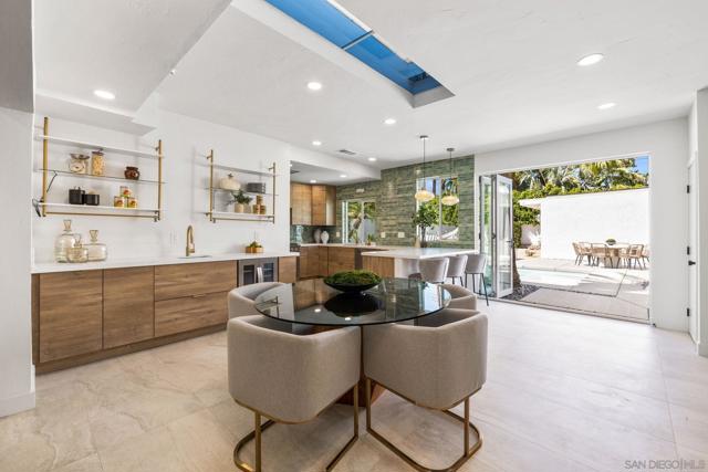 252 E Ocotillo Ave., Palm Springs CA: https://media.crmls.org/mediaz/435eb1c6-fdf6-4715-bb7e-dc6e84a12301.jpg