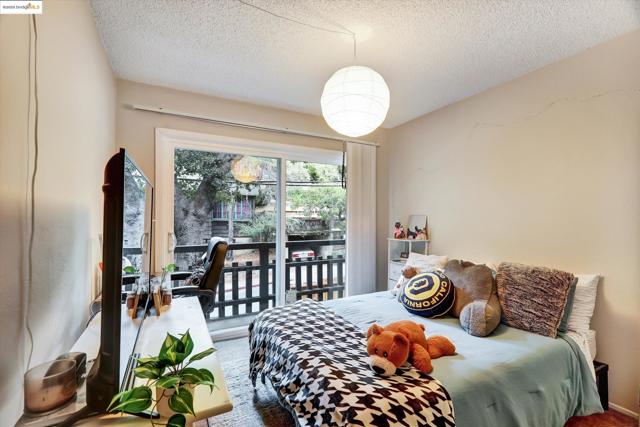 2 Panoramic Way, Berkeley CA: https://media.crmls.org/mediaz/435efb7e-ead0-48b0-96f5-236b3d8aa52b.jpg