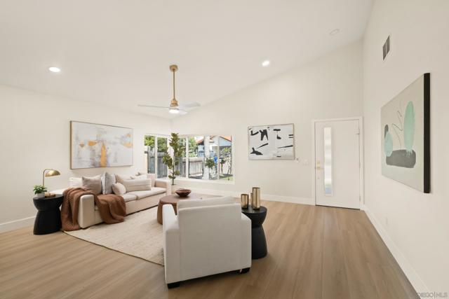 9120 Oviedo, San Diego CA: https://media.crmls.org/mediaz/435f2308-aeee-4ca0-87e7-acfe13bd4904.jpg