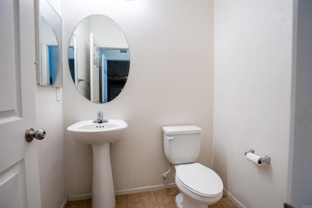 Detail Gallery Image 16 of 42 For 422 Cool Creek Ct #5,  Brawley,  CA 92227 - 3 Beds | 2/1 Baths