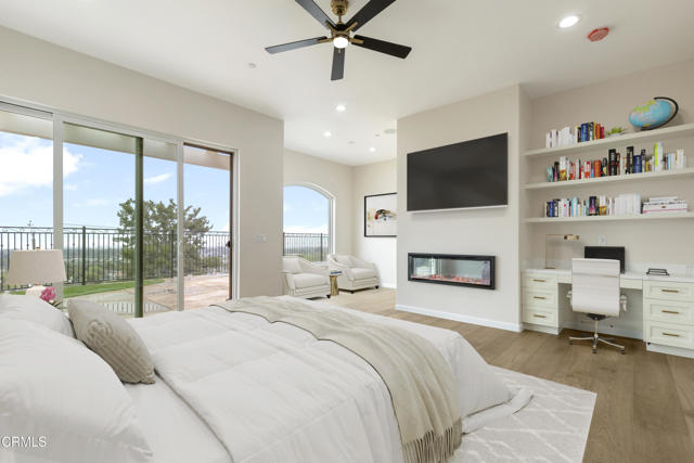 6174 Cobblestone Drive, Ventura CA: https://media.crmls.org/mediaz/43603031-f765-40b2-99e7-87163c680458.jpg