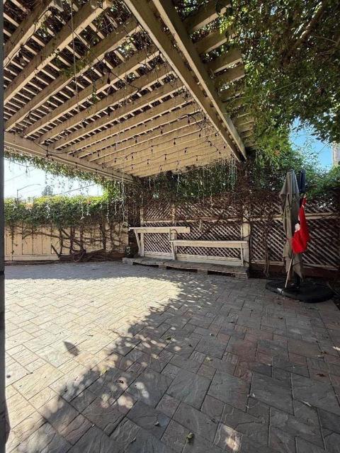 5593 Cedar Garden Court, San Jose CA: https://media.crmls.org/mediaz/4361a8e3-0b34-4084-b1cf-a1dca3253496.jpg