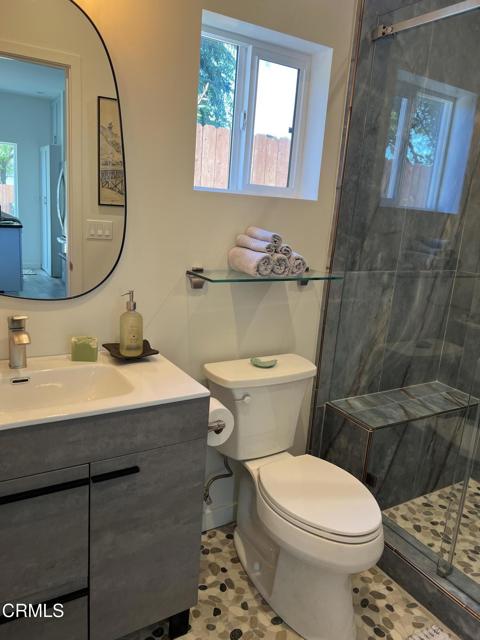 Detail Gallery Image 9 of 11 For 2875 Calle Quebracho #B,  Thousand Oaks,  CA 91360 - 1 Beds | 1 Baths