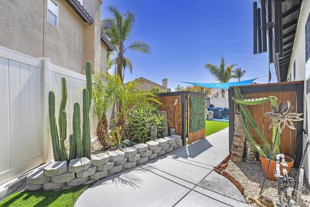 1258 W Vaquero Ct., Chula Vista CA: https://media.crmls.org/mediaz/4362cbe7-0a33-4d02-a211-58dc802ee227.jpg