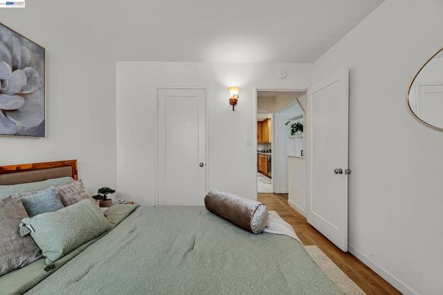 Image 13 of 47 For 15126 Andover St