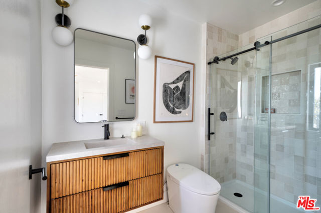 24641 Piuma Road, Malibu CA: https://media.crmls.org/mediaz/436489e6-2d23-4d56-96c1-cf10cf8df471.jpg
