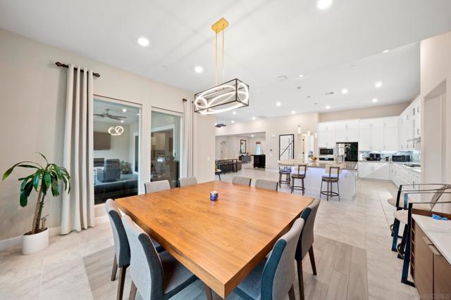 21992 Wilgen Rd, Escondido CA: https://media.crmls.org/mediaz/436499e1-7757-470f-b459-7bf0e71df5c1.jpg