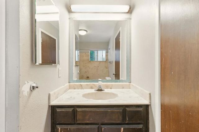 295 S 19th Street, San Jose CA: https://media.crmls.org/mediaz/43658662-e5b8-4a8d-84cd-e4d35d2b65f4.jpg