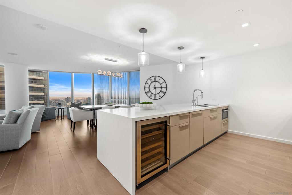 888 E Street - photo 10