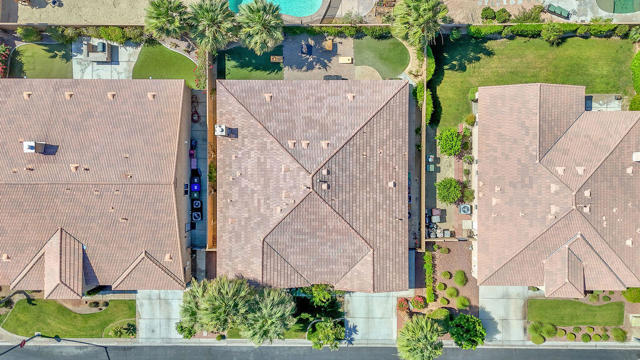 83881 Festivo Court, Indio CA: https://media.crmls.org/mediaz/4368bdce-f48e-4df1-9f4f-c21d47462b1c.jpg