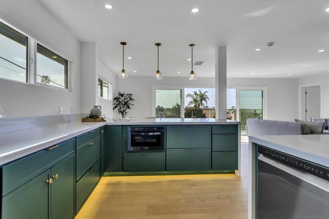 1777 Beryl St, San Diego CA: https://media.crmls.org/mediaz/4368e48c-5bd0-4061-a888-30db2eb3d494.jpg